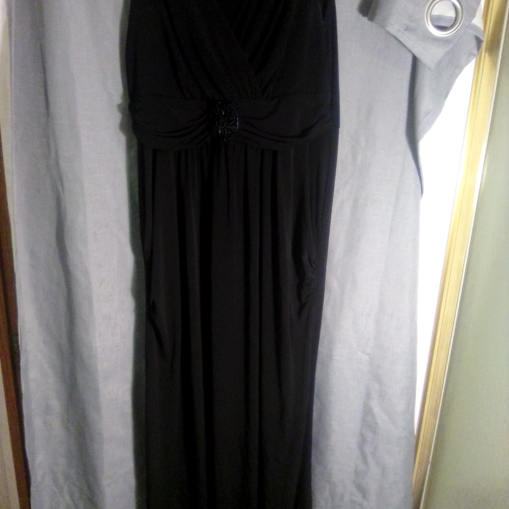 Elegant Black Evening Gown